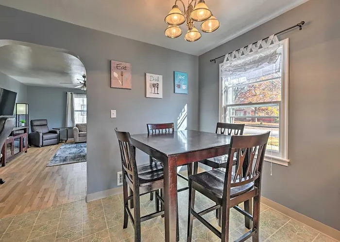 Charming Family Home ~ 4 Mi To Granite Peak!