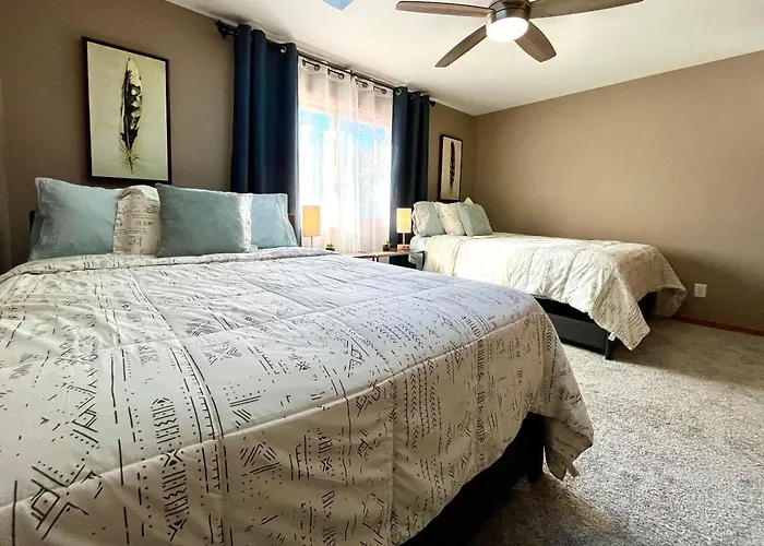 Valley View Home With Game Room, & Exclusive Beach & Pool Access