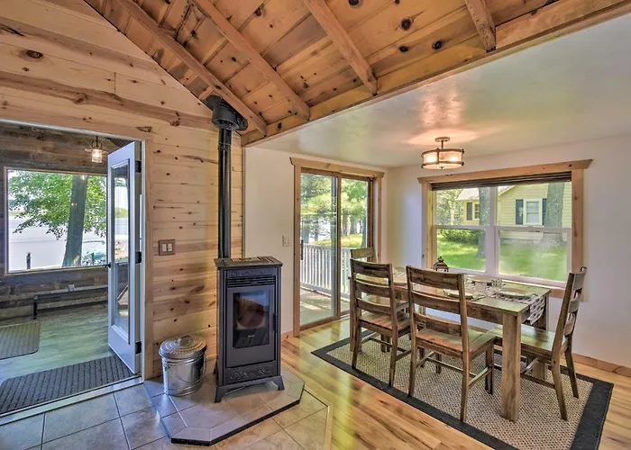 White Lake Home W/ Patio, Fire Pit, Boat Dock!